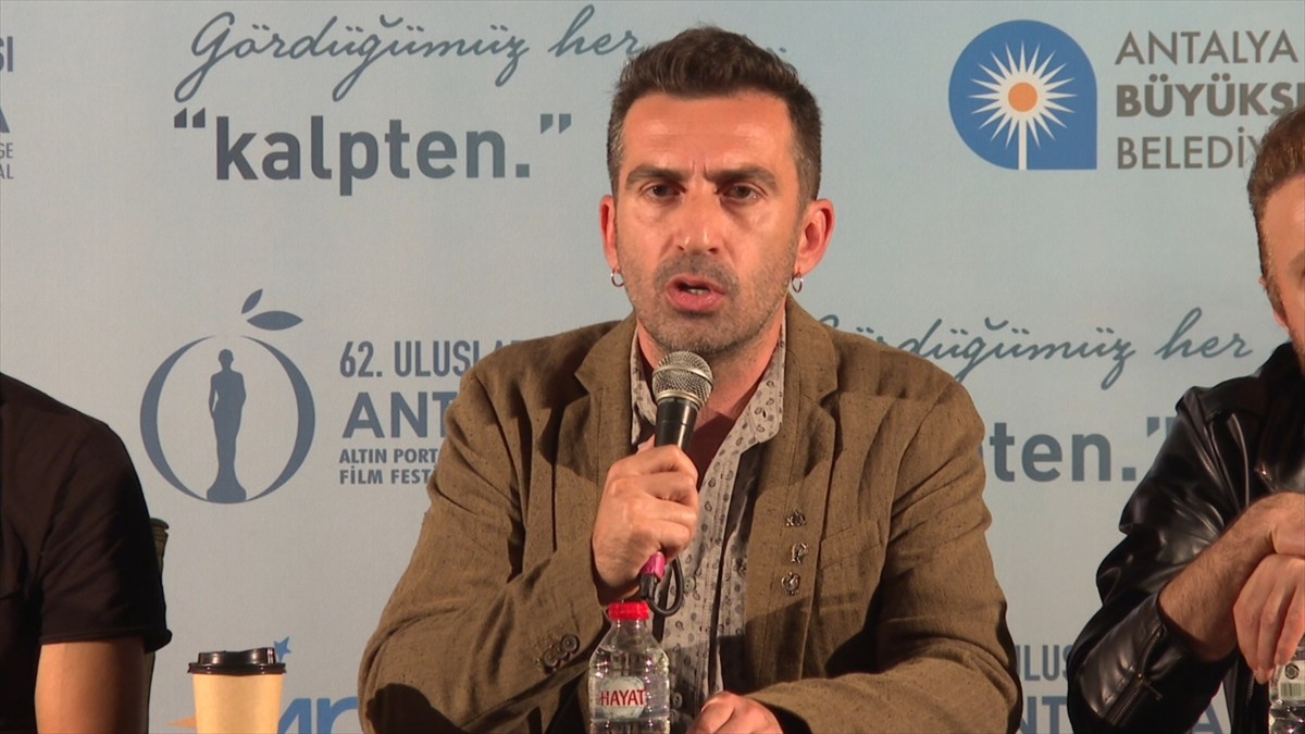 Bu yıl 62'ncisi düzenlenen Uluslararası Antalya Altın Portakal Film Festivali kapsamında Ulusal...