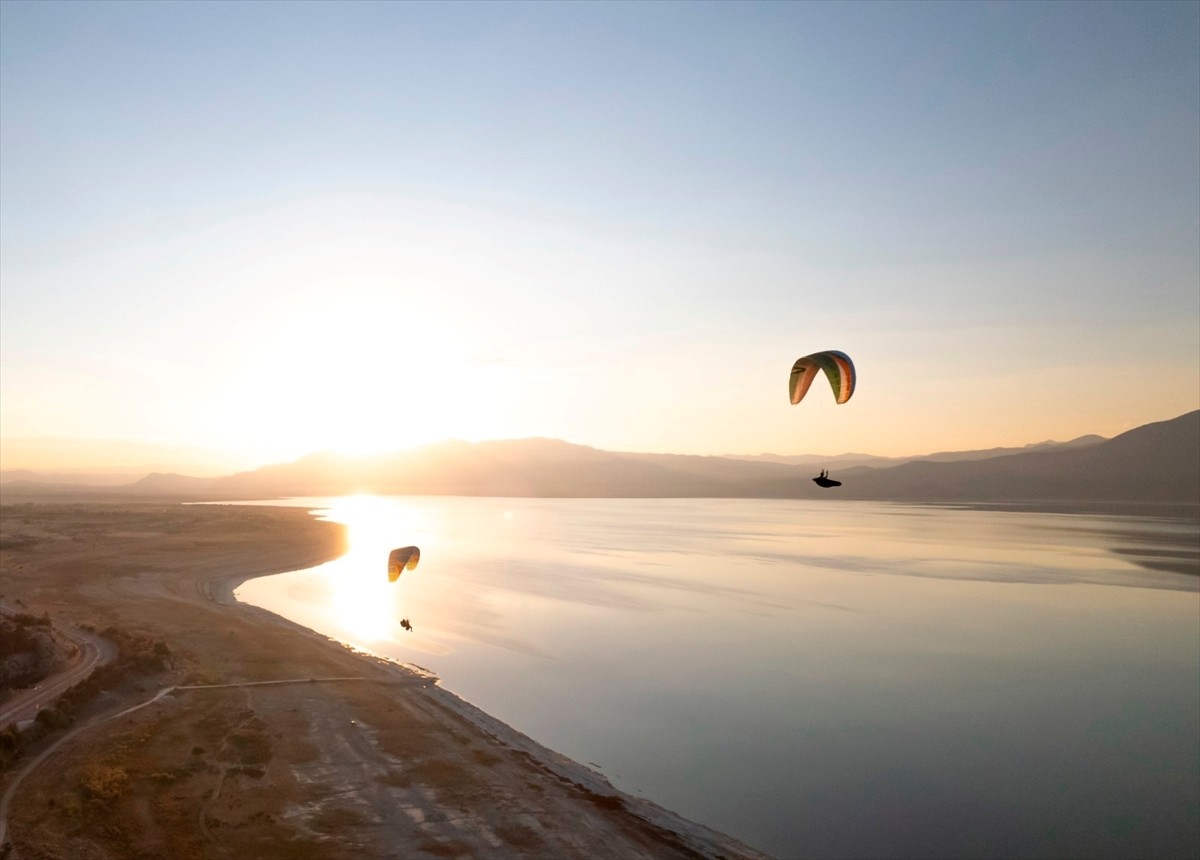 Burdur Gölü'nün çevresindeki yaklaşık 600 hektar için Batı Akdeniz Kalkınma Ajansının (BAKA)...