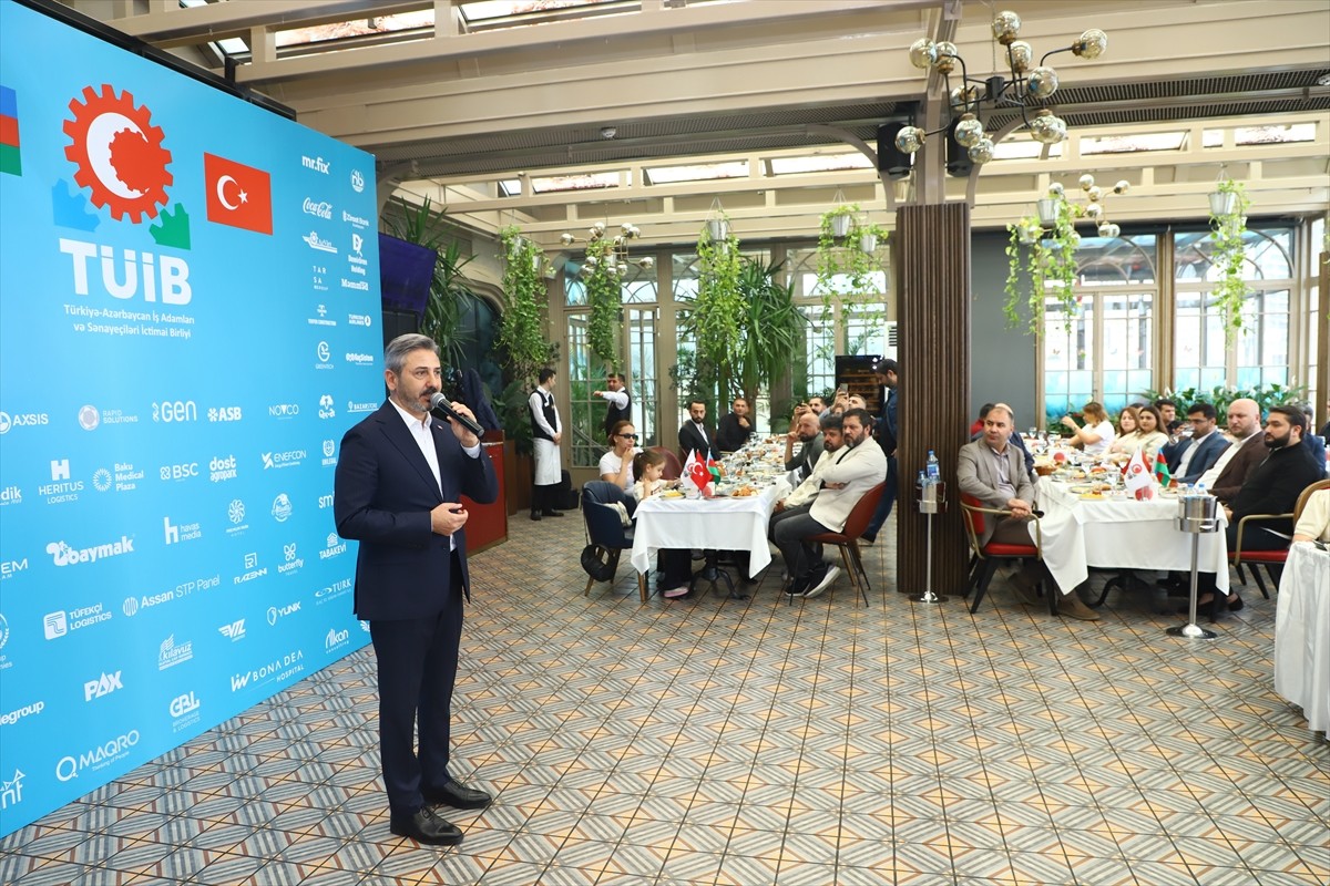 Çalışma ve Sosyal Güvenlik Bakan Yardımcısı Ahmet Aydın, Azerbaycan temasları kapsamında başkent...