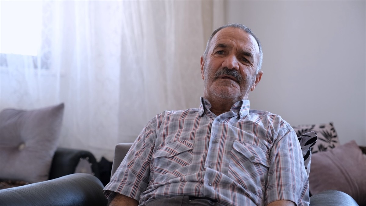 Çevre, Şehircilik ve İklim Değişikliği Bakanı Murat Kurum, 6 Şubat 2023'teki Kahramanmaraş...