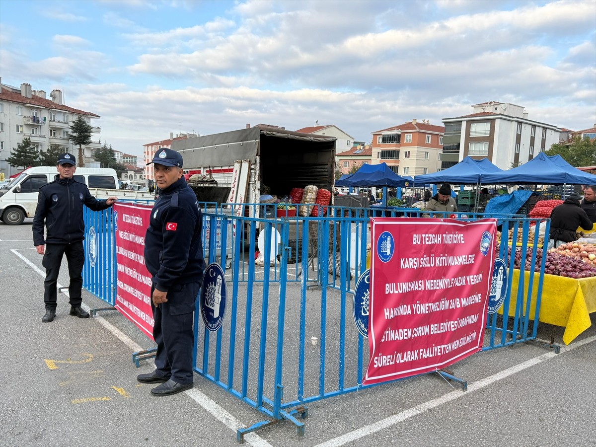 Çorum'da alışveriş sırasında müşteriye "sözlü kötü davranışta bulunduğu" gerekçesiyle 2 pazarcının...