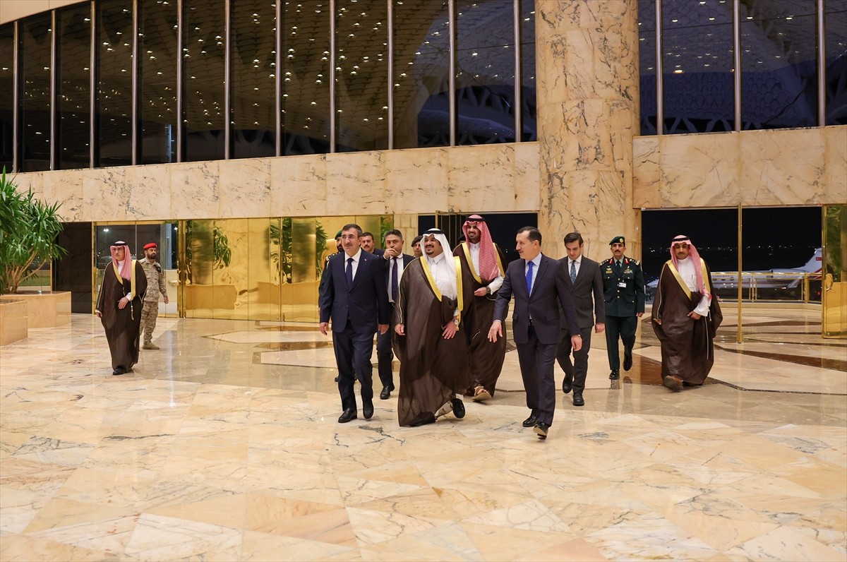 Cumhurbaşkanı Yardımcısı Cevdet Yılmaz, 9. Future Investment Initiative Forumu'na katılmak üzere...