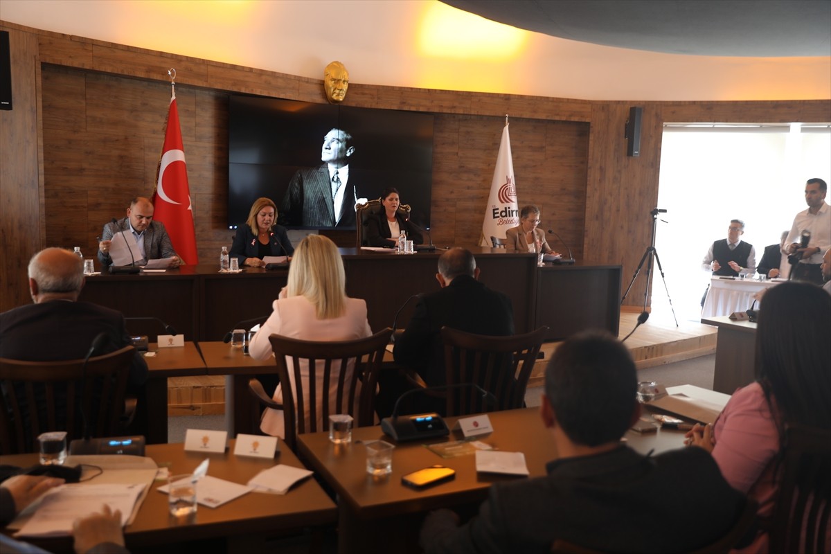 Edirne Belediye Başkanı Filiz Gencan, Atatürk Kültür Merkezi'nde gerçekleştirilen Edirne Belediye...