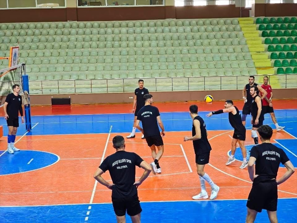 Erkekler AXA Sigorta Kupa Voley'de ilk maçını Spor Toto ile oynayacak Kuşgöz İzmir Vinç Akkuş...