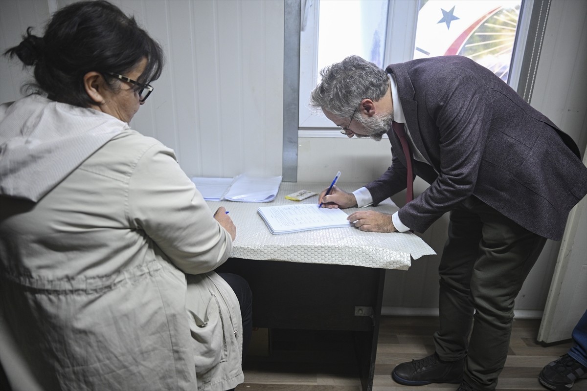 Gençlerbirliği'nde genel kurul üyeleri, kulübü "seçimli olağanüstü genel kurul"a götürmek için...