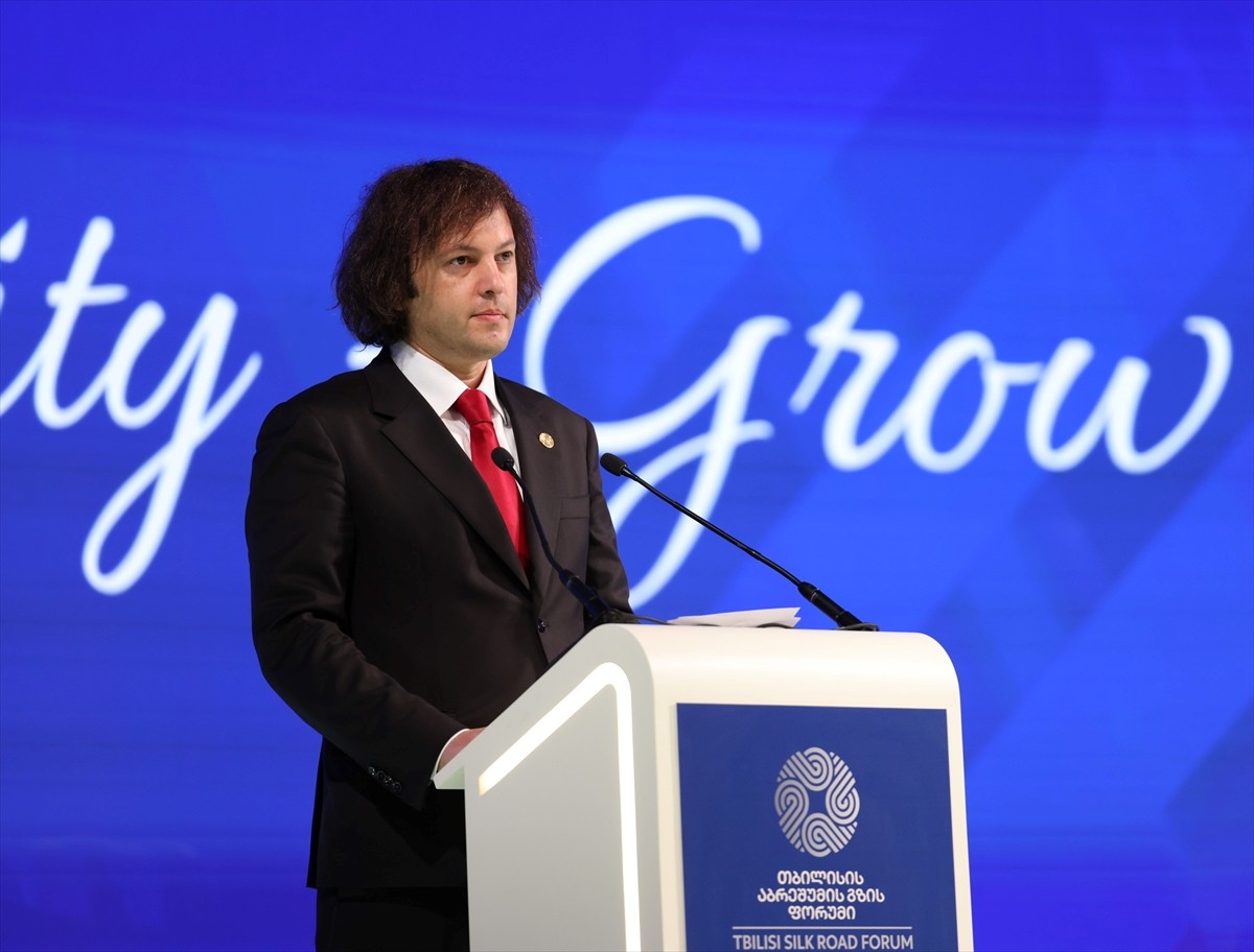 Gürcistan'ın ev sahipliğinde düzenlenen Tiflis İpekyolu Forumu 2025'in açılışı gerçekleştirildi....