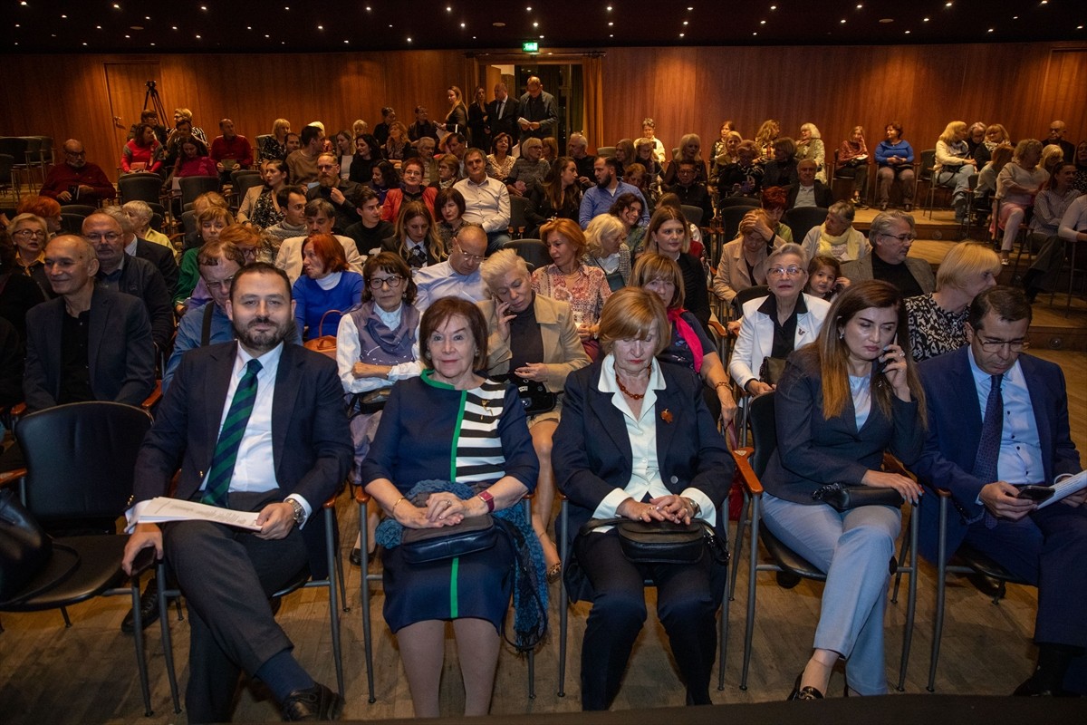 Hırvatistan'ın başkenti Zagreb'de Türkiye Cumhuriyeti'nin 102'nci kuruluş yılı dolayısıyla konser...