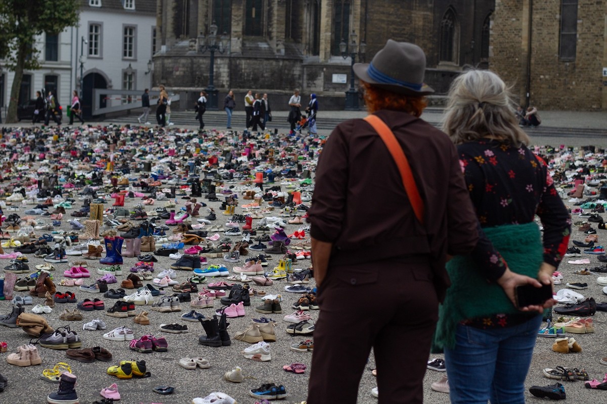 Hollanda'nın Maastricht kentinde, İsrail'in Gazze'ye yönelik saldırılarında öldürülen Filistinli...