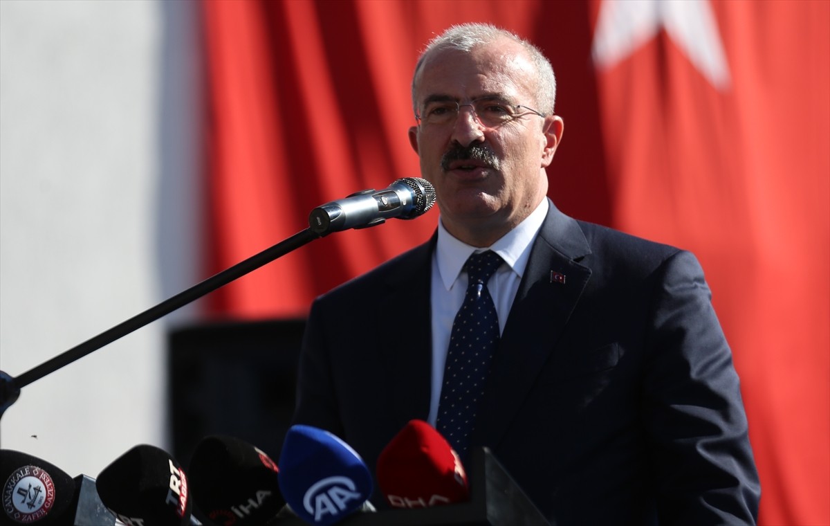 İçişleri Bakan Yardımcısı Bülent Turan, Çanakkale'nin Lapseki ilçesinde düzenlenen Güler Kayalı...