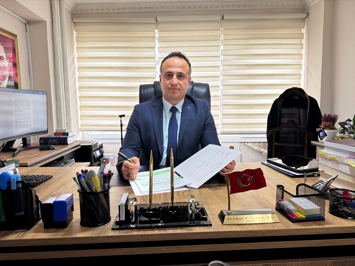 İzmir'in Narlıdere ilçesindeki huzurevinde 76 yaşındaki kadının odasındaki kalorifer borusunun...