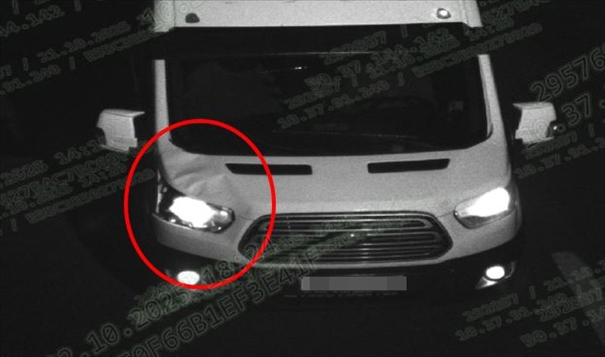 Kastamonu'da kullandığı minibüsle çarptığı kişinin ölümüne neden olan sürücü, polisin titiz...