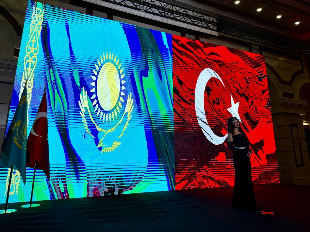 Kazakistan’ın başkenti Astana’da Türkiye Cumhuriyeti’nin kuruluşunun 102. yılı dolayısıyla...