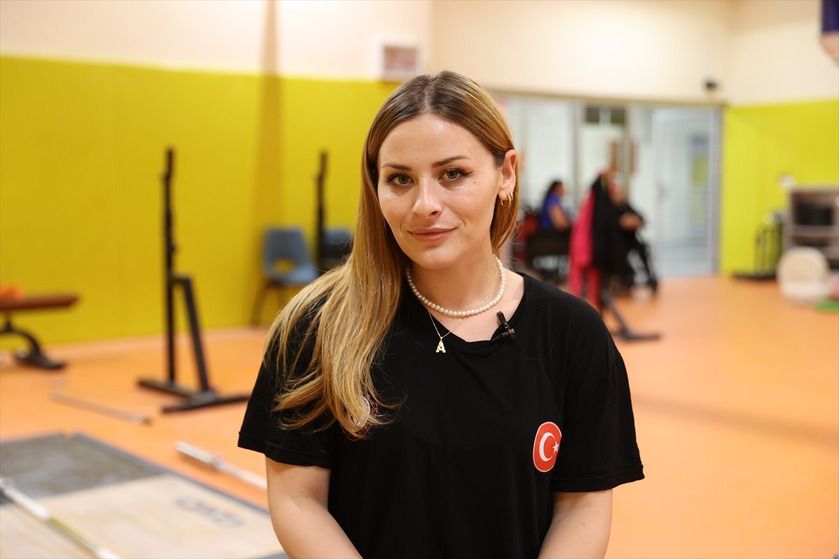 Kırklareli'nde sosyalleşmek için geçen yıl spora başlayan ve katıldığı ilk müsabakada Türkiye...