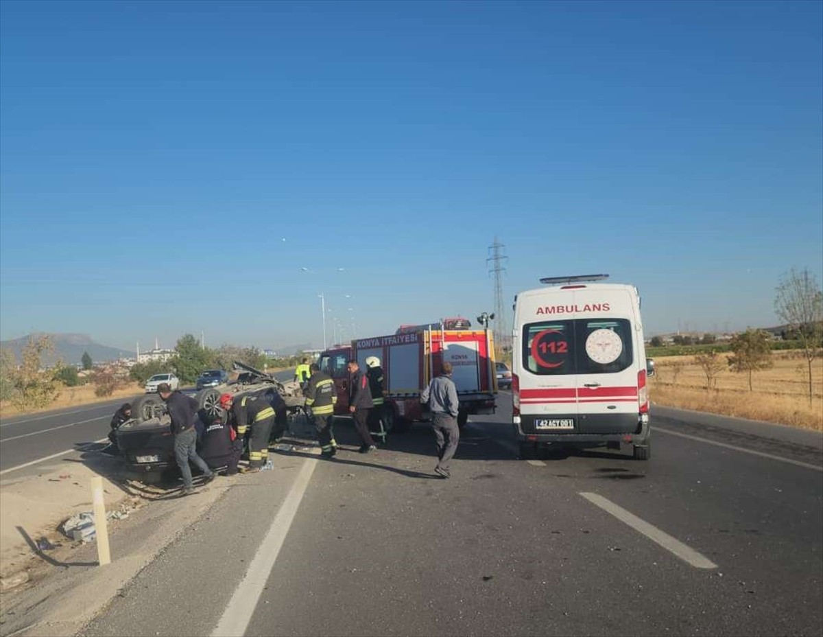 Konya'nın Seydişehir ilçesinde meydana gelen trafik kazasında 1'i çocuk 3 kişi yaralandı. Kaza...