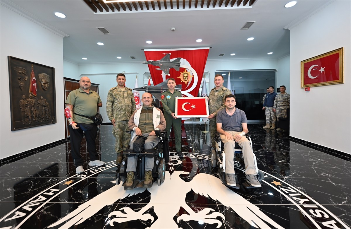 Konya 3. Ana Jet Üssü'nde gaziler için ağırlama etkinliği düzenlendi. Milli Savunma Bakanlığı...