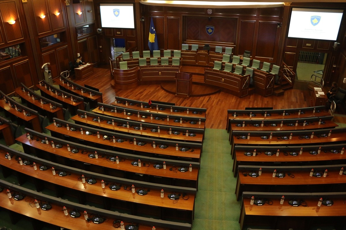 Kosova’da 9 Şubat’ta yapılan genel seçimden birinci sırada çıkan Kendin Karar Al Hareketinin...