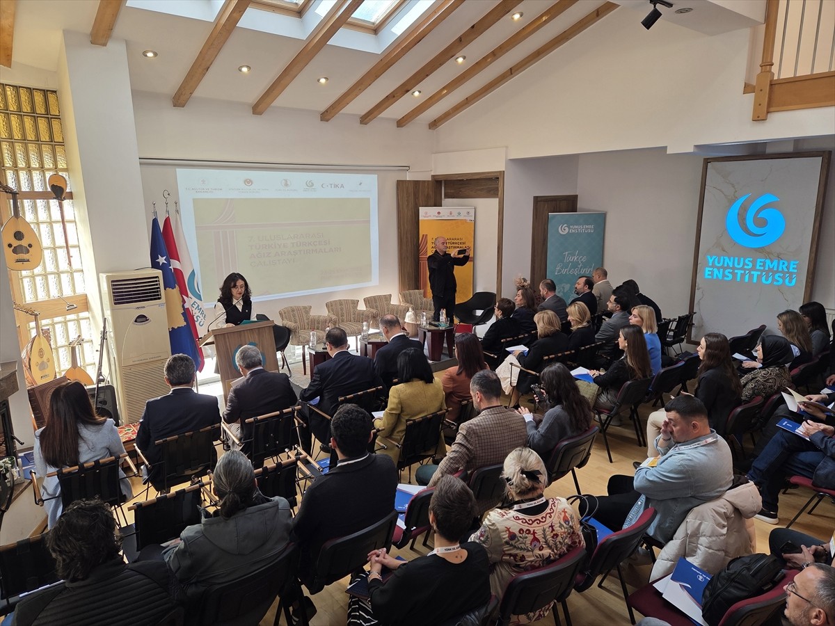 Kosova’nın başkenti Priştine’de düzenlenen "7. Uluslararası Türkiye Türkçesi Ağız Araştırmaları...