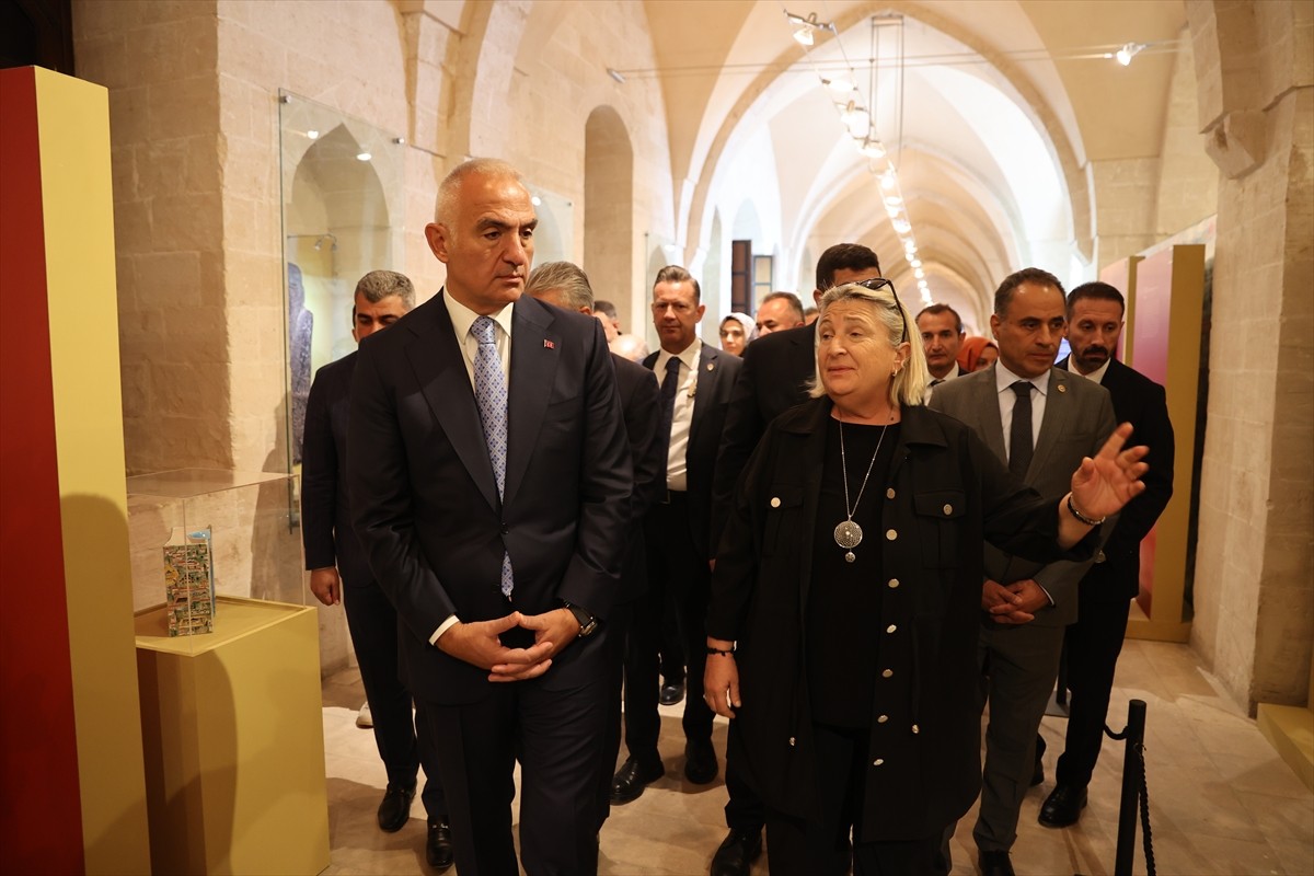 Kültür ve Turizm Bakanı Mehmet Nuri Ersoy, Mardin Kültür Yolu Festivali kapsamında Sakıp Sabancı...