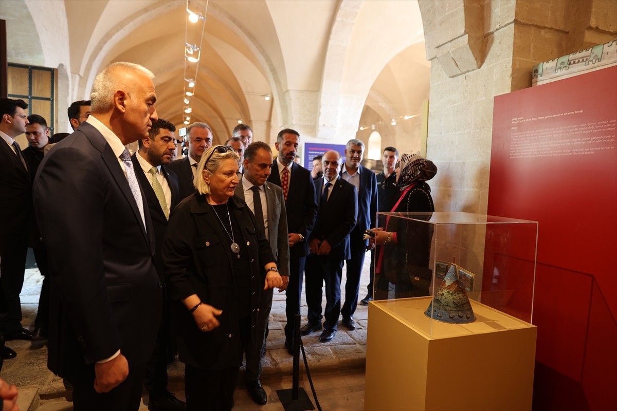  Kültür ve Turizm Bakanı Mehmet Nuri Ersoy, Mardin Kültür Yolu Festivali kapsamında Sakıp Sabancı...