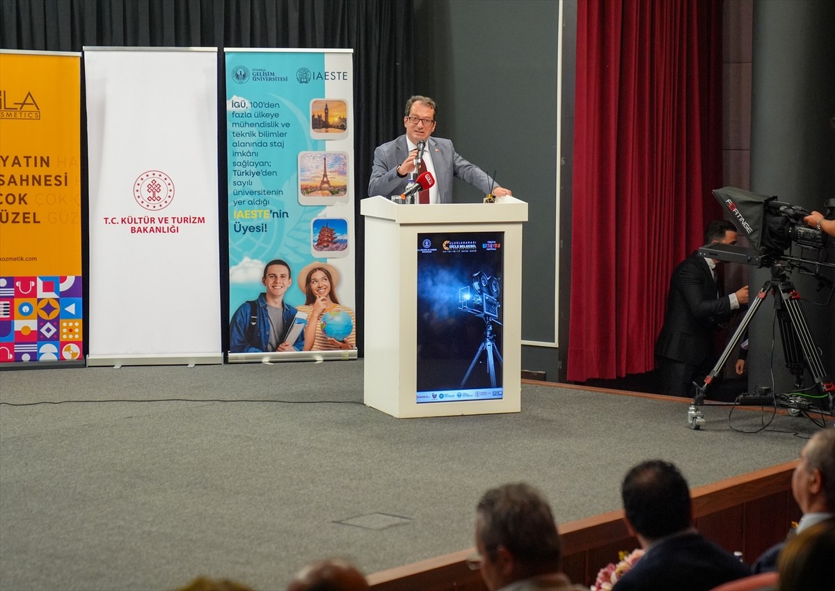 Kültür ve Turizm Bakanlığınca düzenlenen "Diyarbakır Kültür Yolu Festivali" kapsamında "3....