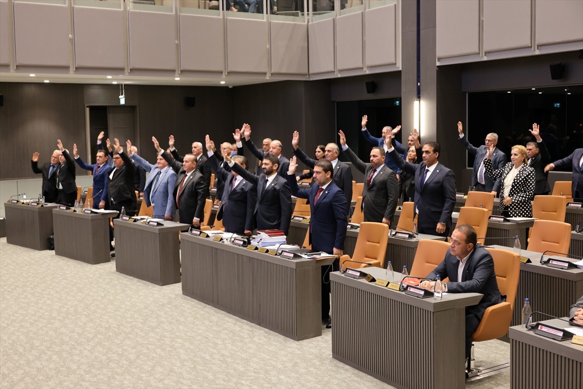 Kuzey Kıbrıs Türk Cumhuriyeti (KKTC) Cumhuriyet Meclisi, "Kıbrıs Sorununa İki Devletli Çözüm"...