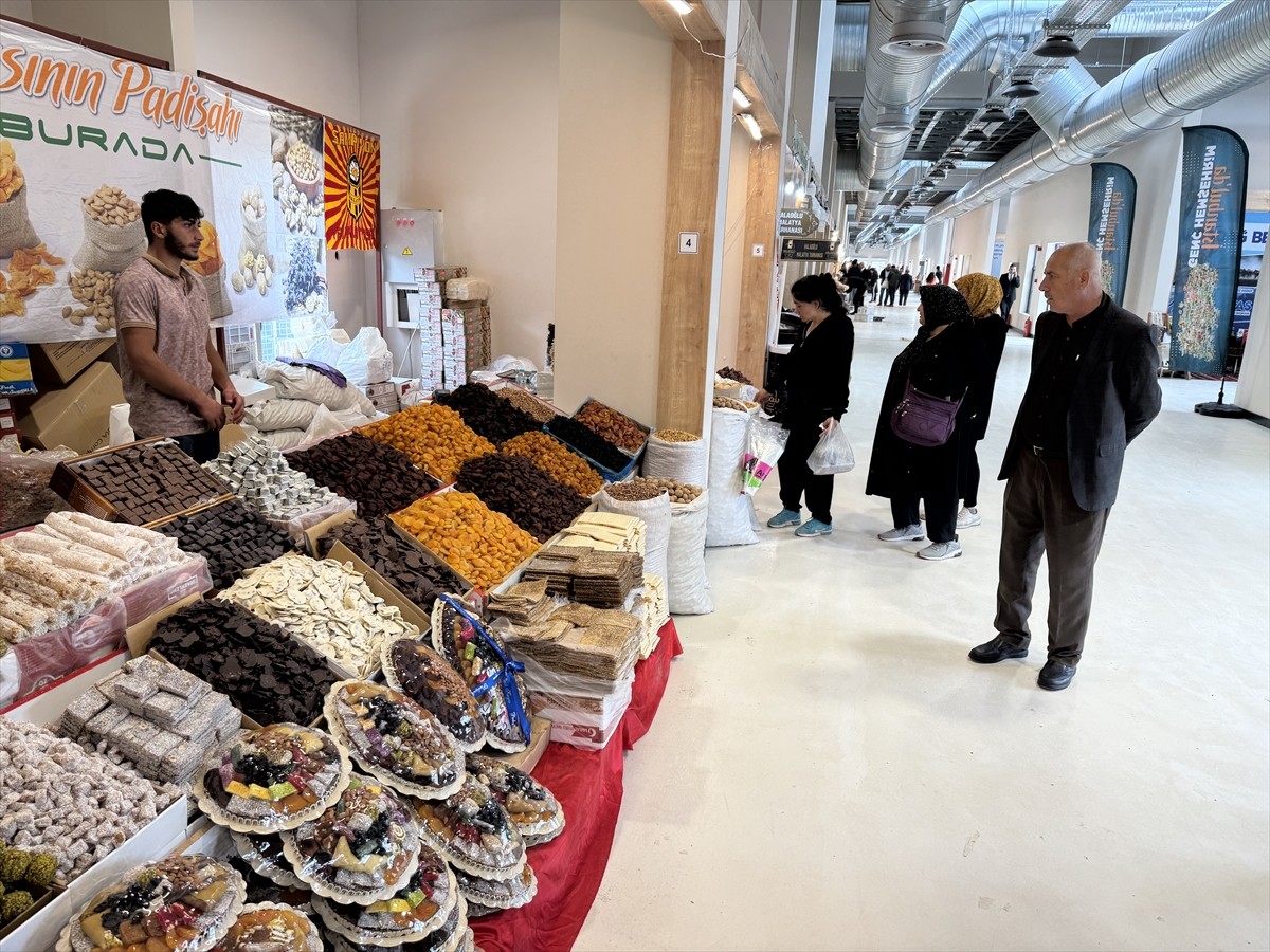 Malatya'nın kültürünü, tarihini ve yöresel lezzetlerini İstanbul'a taşıyan 7. Geleneksel Malatya...