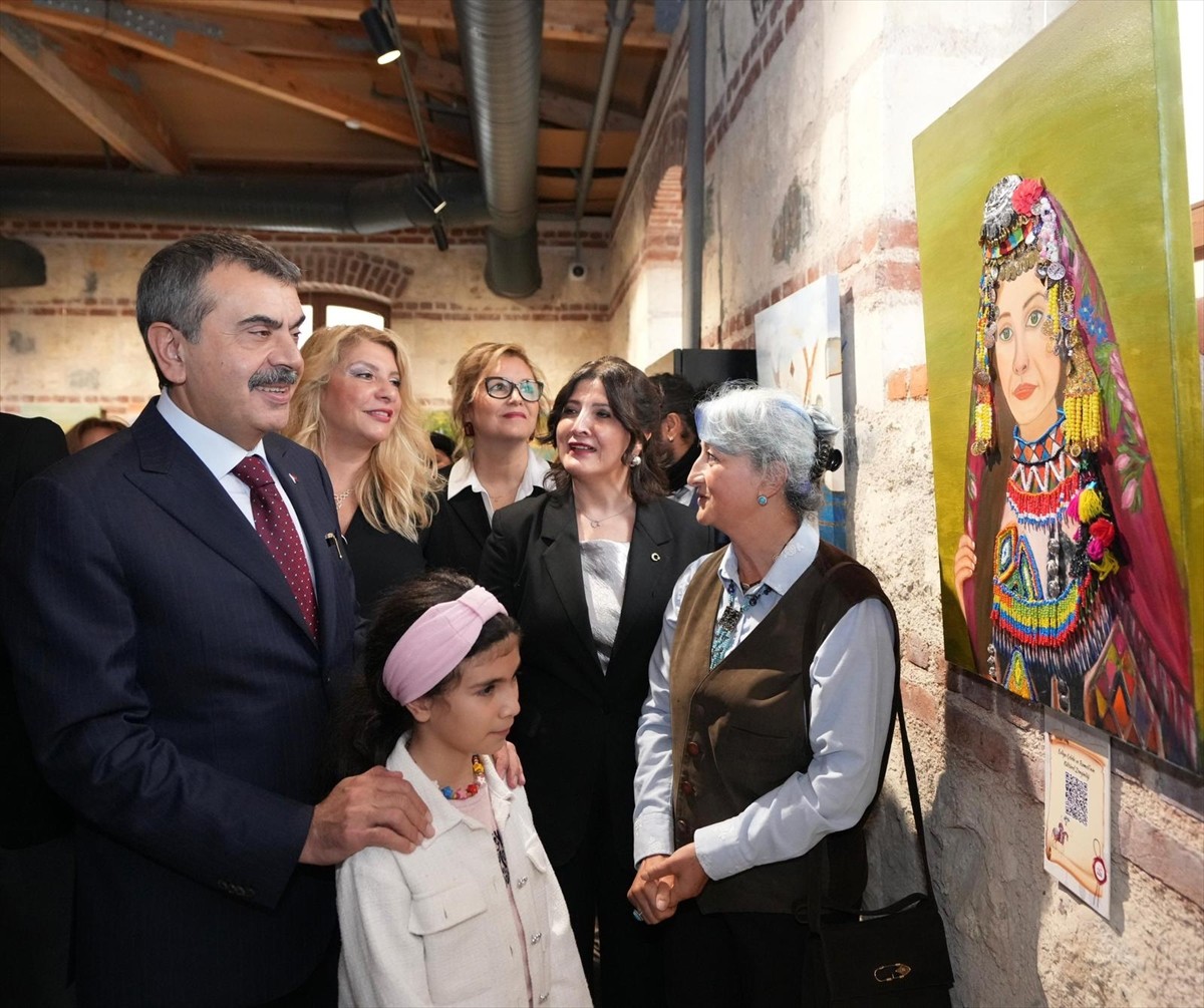  Milli Eğitim Bakanı Yusuf Tekin, İstanbul'da Rami Kütüphanesi'nde düzenlenen "Evliya Çelebi'nin...