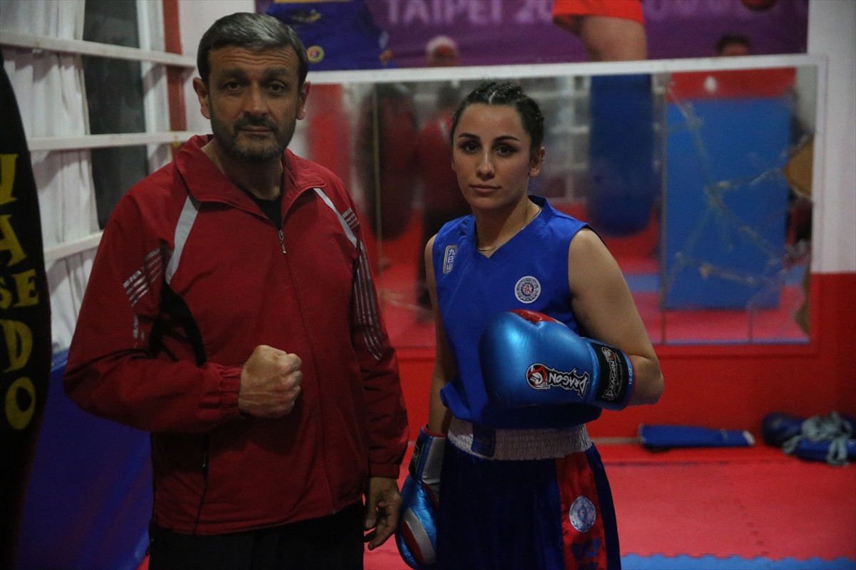 Milli wushucu Berna Tut, ilk kez katılacağı Riyad 2025 İslami Dayanışma Oyunları'ndan altın...