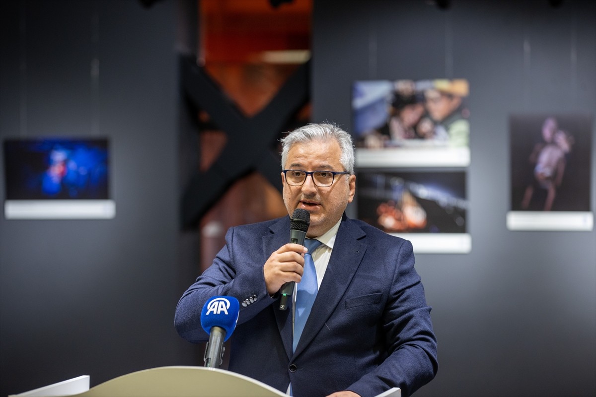 Sakarya'da Anadolu Ajansının (AA) Filistinli ve Türk gazetecilerin, kısmen de savaş şartlarında...