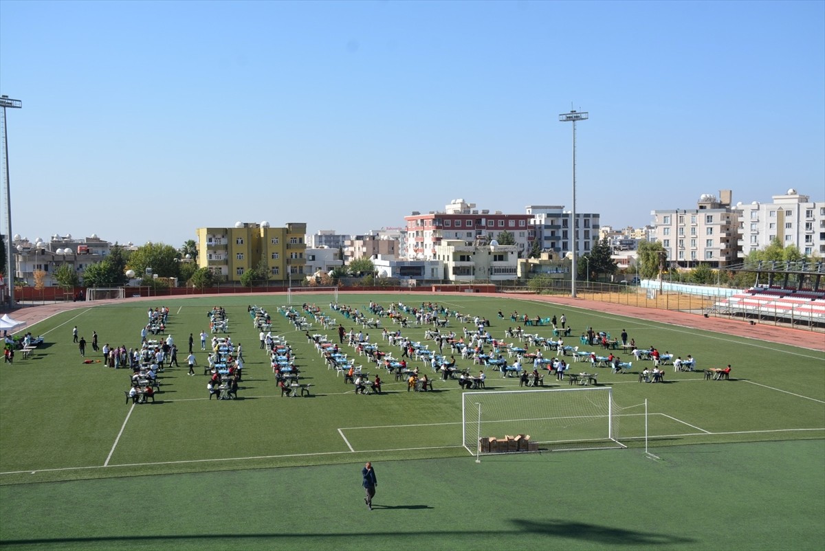 Şırnak'ın Silopi ilçesinde 29 Ekim Cumhuriyet Bayramı etkinlikleri kapsamında düzenlenen satranç...