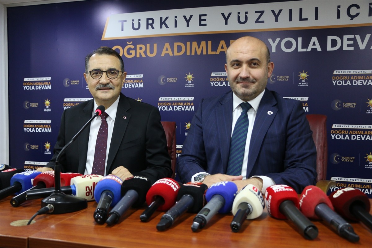 TBMM Yapay Zeka Araştırma Komisyonu Başkanı ve AK Parti Eskişehir Milletvekili Fatih Dönmez...