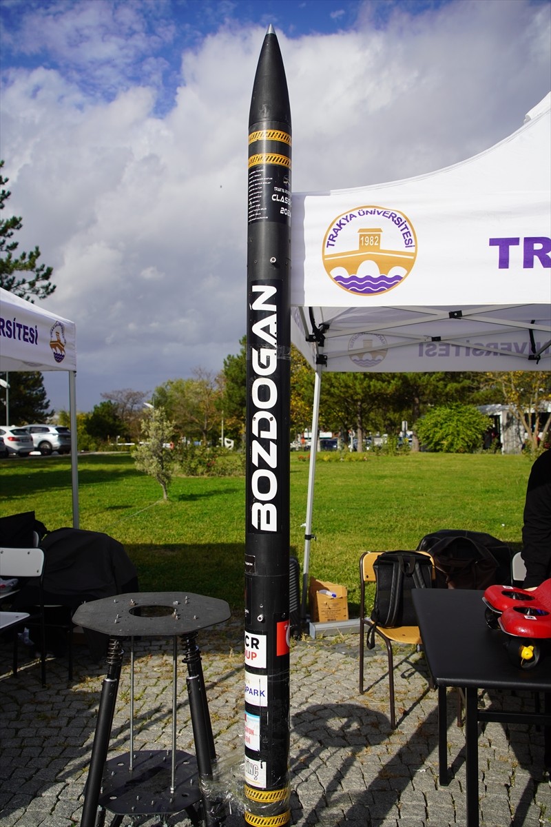 Trakya Üniversitesi ev sahipliğinde Balkan Kongre Merkezi'nde Trakya Keşif Fest düzenlendi....