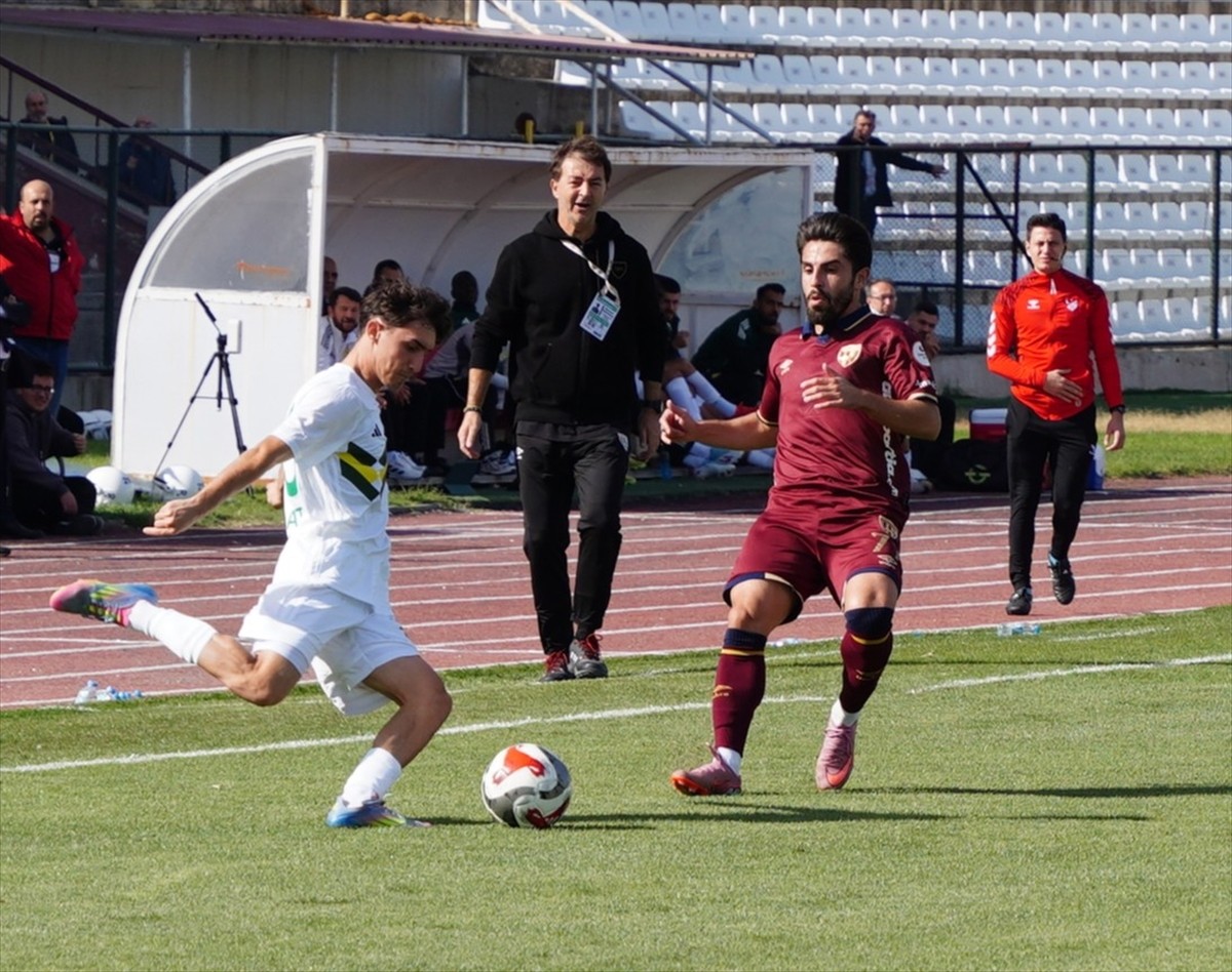 Trendyol 1. Lig'in 11. haftasında Bandırmaspor ile Esenler Erokspor karşılaştı. Bandırmaspor...