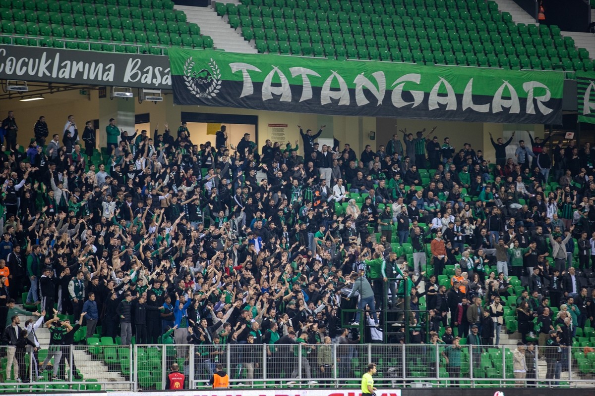 Trendyol 1. Lig'in 11. haftasında Sakaryaspor ile Emre Gökdemir İnşaat Ankara Keçiörengücü, Yeni...