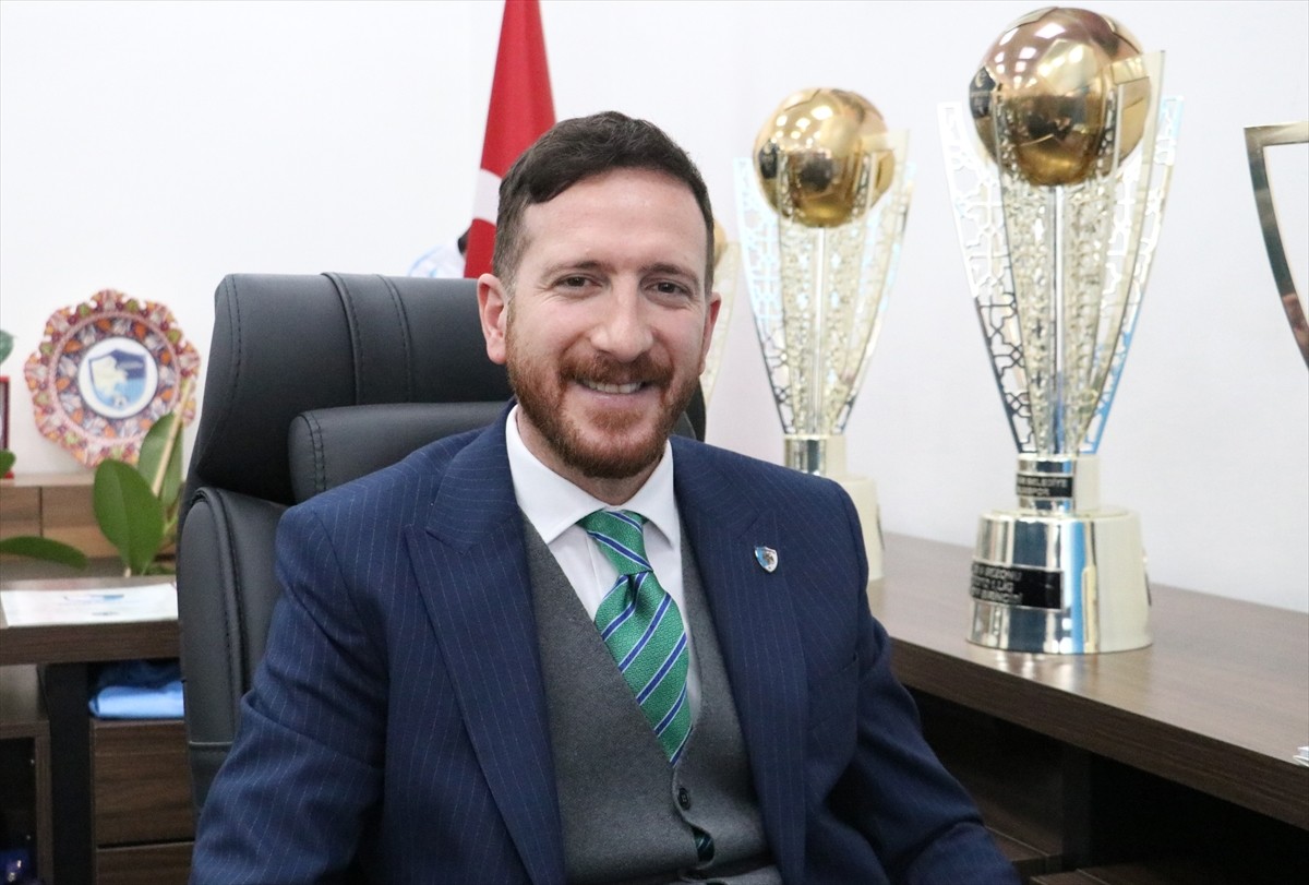 Trendyol 1. Lig ekiplerinden Erzurumspor FK Kulüp Başkanı Ahmet Dal, AA muhabirine açıklamalarda...