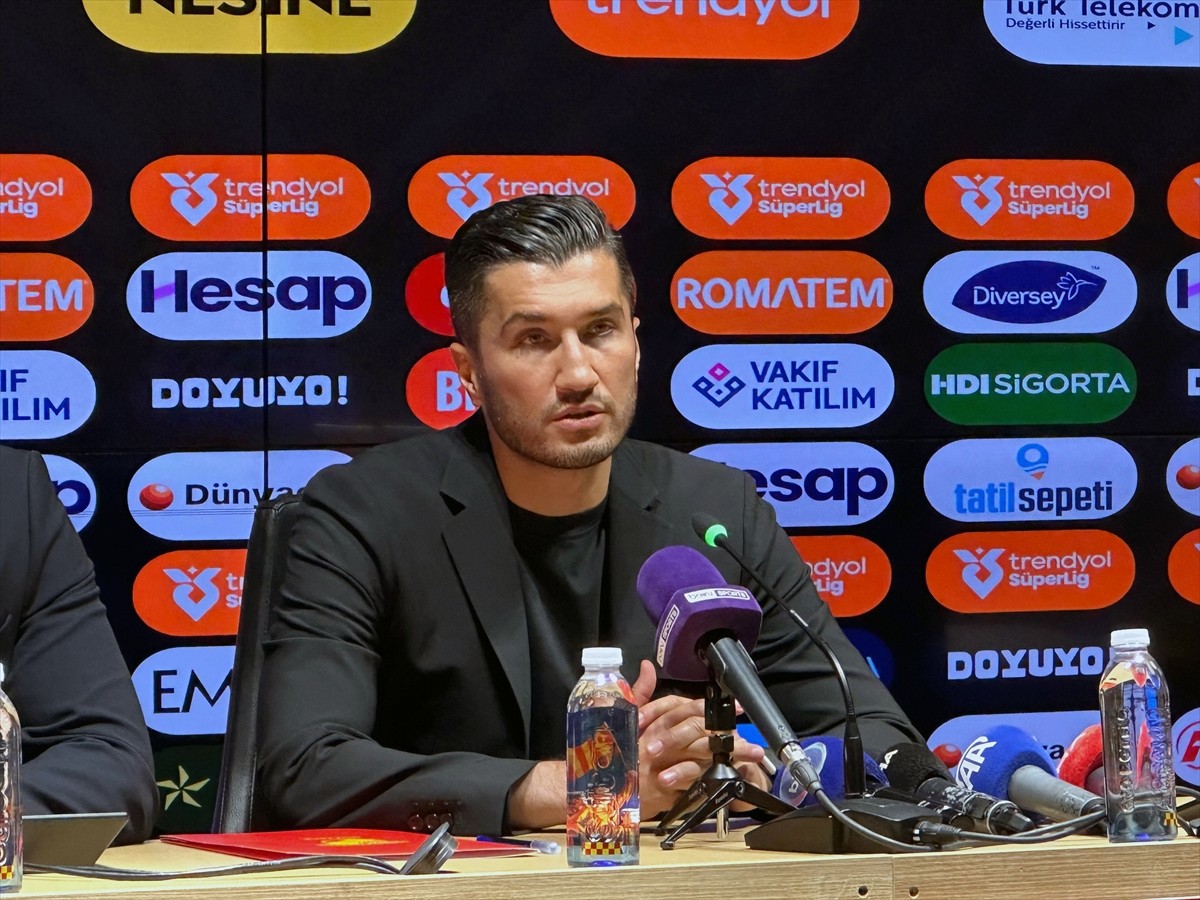 Trendyol Süper Lig'de Göztepe'ye 1-0 mağlup olan RAMS Başakşehir'in teknik direktörü Nuri Şahin...