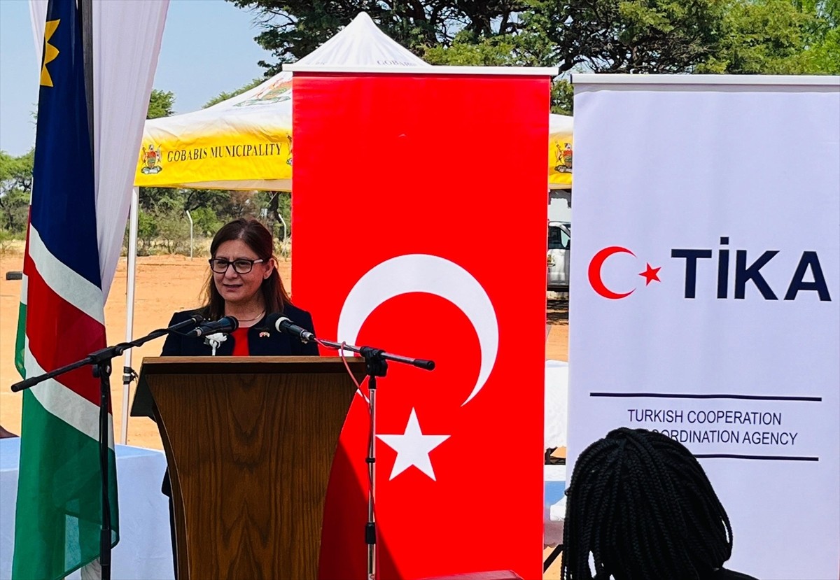 Türk İşbirliği ve Koordinasyon Ajansı Başkanlığı (TİKA), Namibya'da kuraklığın olumsuz etkilerini...