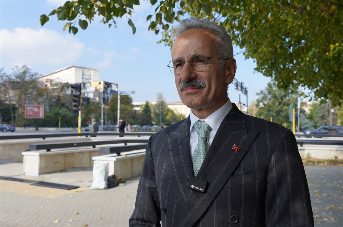 Ulaştırma ve Altyapı Bakanı Abdulkadir Uraloğlu, Bulgaristan'ın başkenti Sofya'da Güneydoğu Avrupa...
