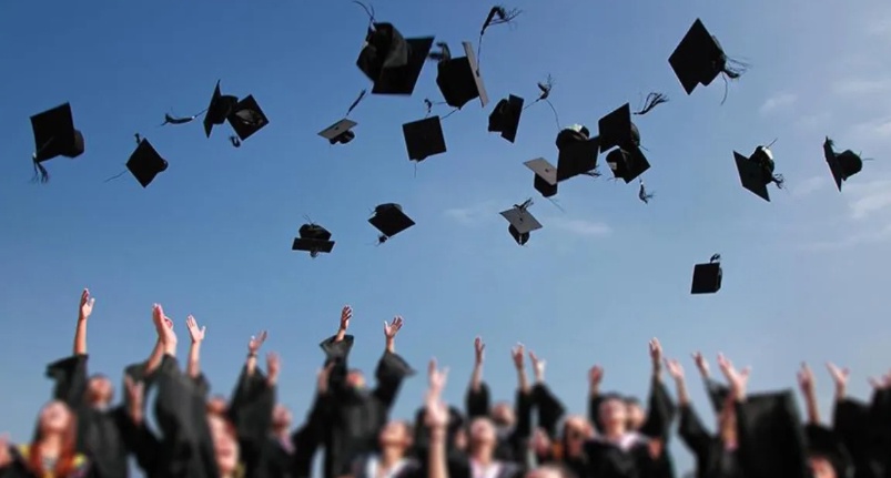 Üniversiteler 3 Yıla mı Düşüyor? YÖK'ten 4 Yılda 1 Yıl Avantajı