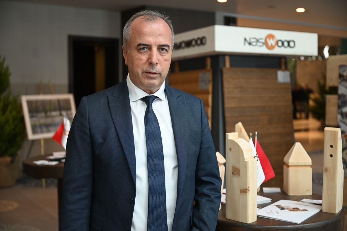 Uzun yıllar ahşap sektöründe faaliyet gösteren ve Türkiye'deki bazı projelerde Orman Genel...