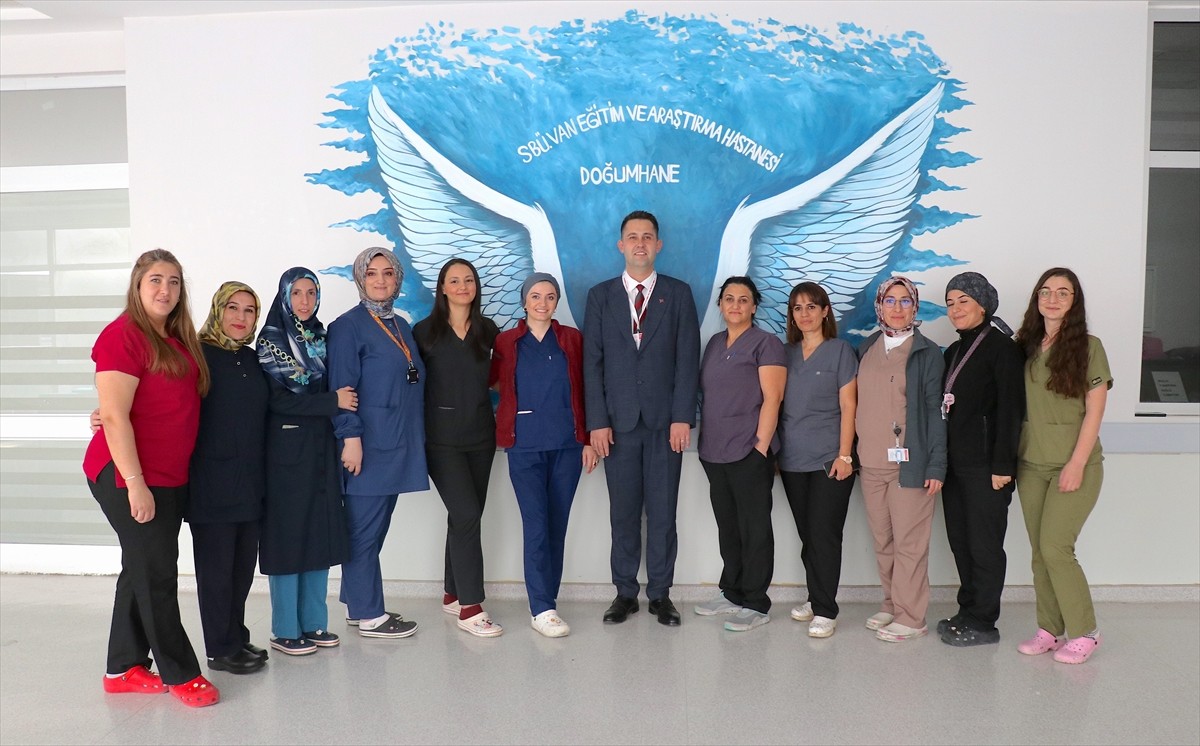 Van Eğitim ve Araştırma Hastanesi'nde yılbaşından bu yana yaklaşık 15 bin kadın, normal doğum...