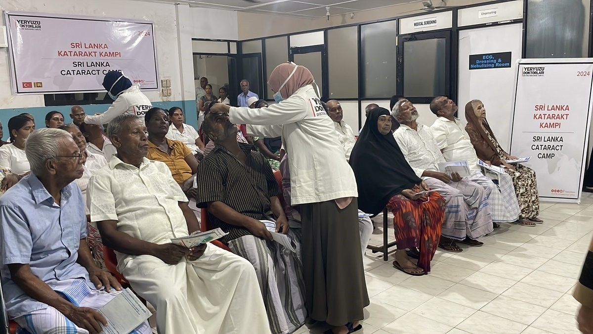 Yeryüzü Doktorları Derneği, birçok ülkede maddi ve tıbbi yetersizlikler nedeniyle tedavi olamayan...