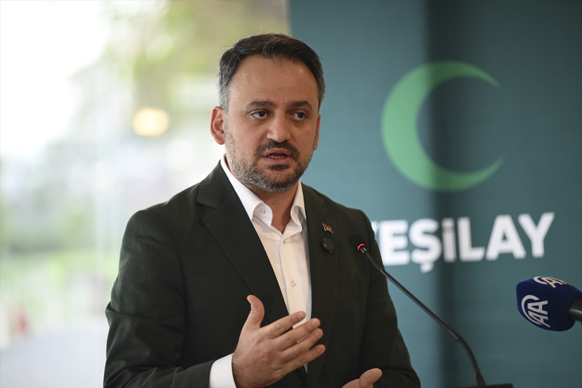 Yeşilay ve Uluslararası Genç Derneği işbirliğinde, gençlik çalışmalarında güncel ihtiyaçların ve...