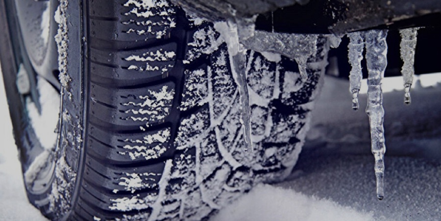 Zorunlu Kış Lastiği Öne Çekildi: Yeni Tarihler ve 5 bin 856 TL Ceza