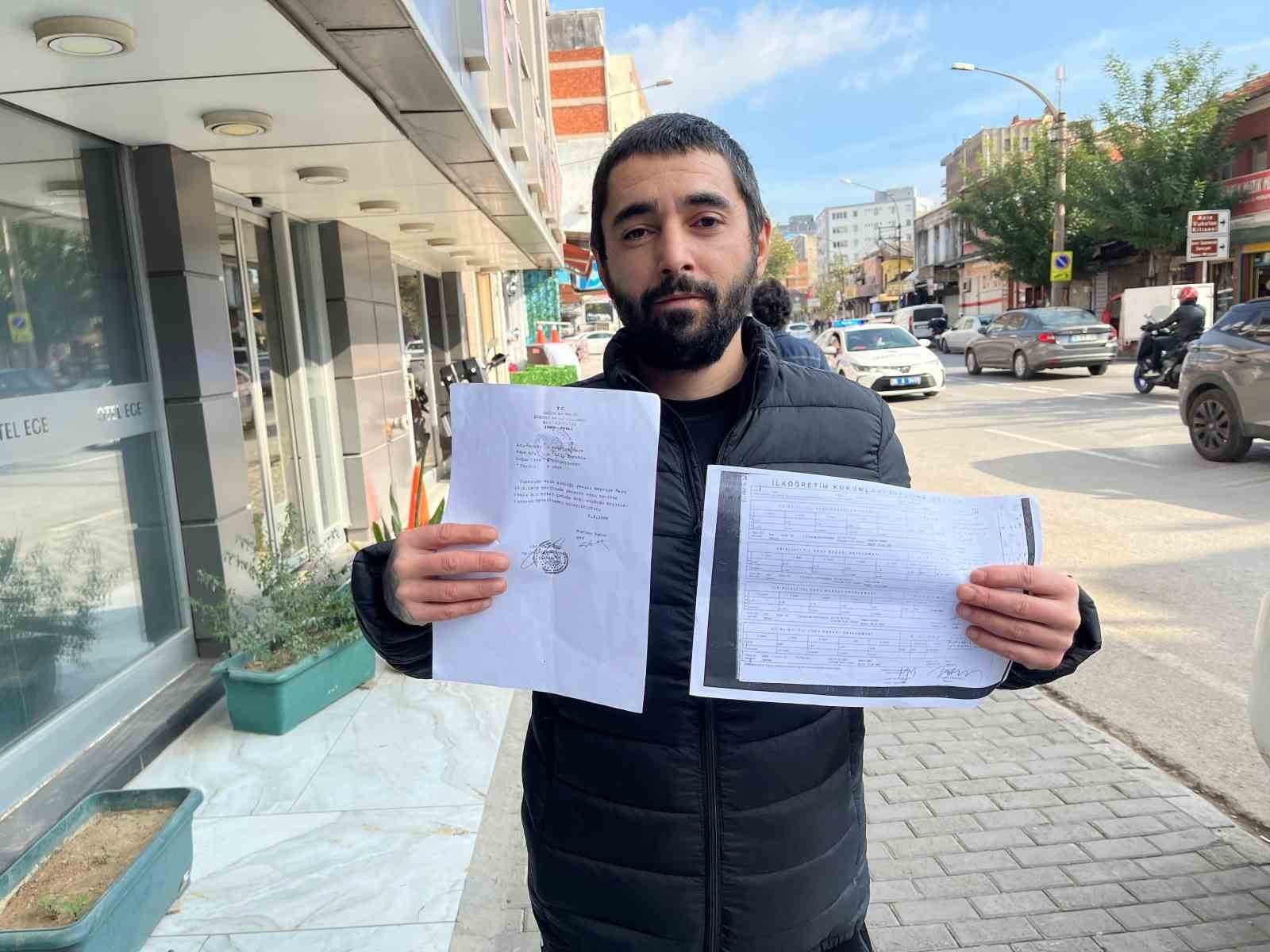 35 YILDIR KİMLİKSİZ YAŞAYAN RASİM MERT, TÜRKİYE’DE DOĞMASINA RAĞMEN ANNESİYLE SOYBAĞI TESPİT...