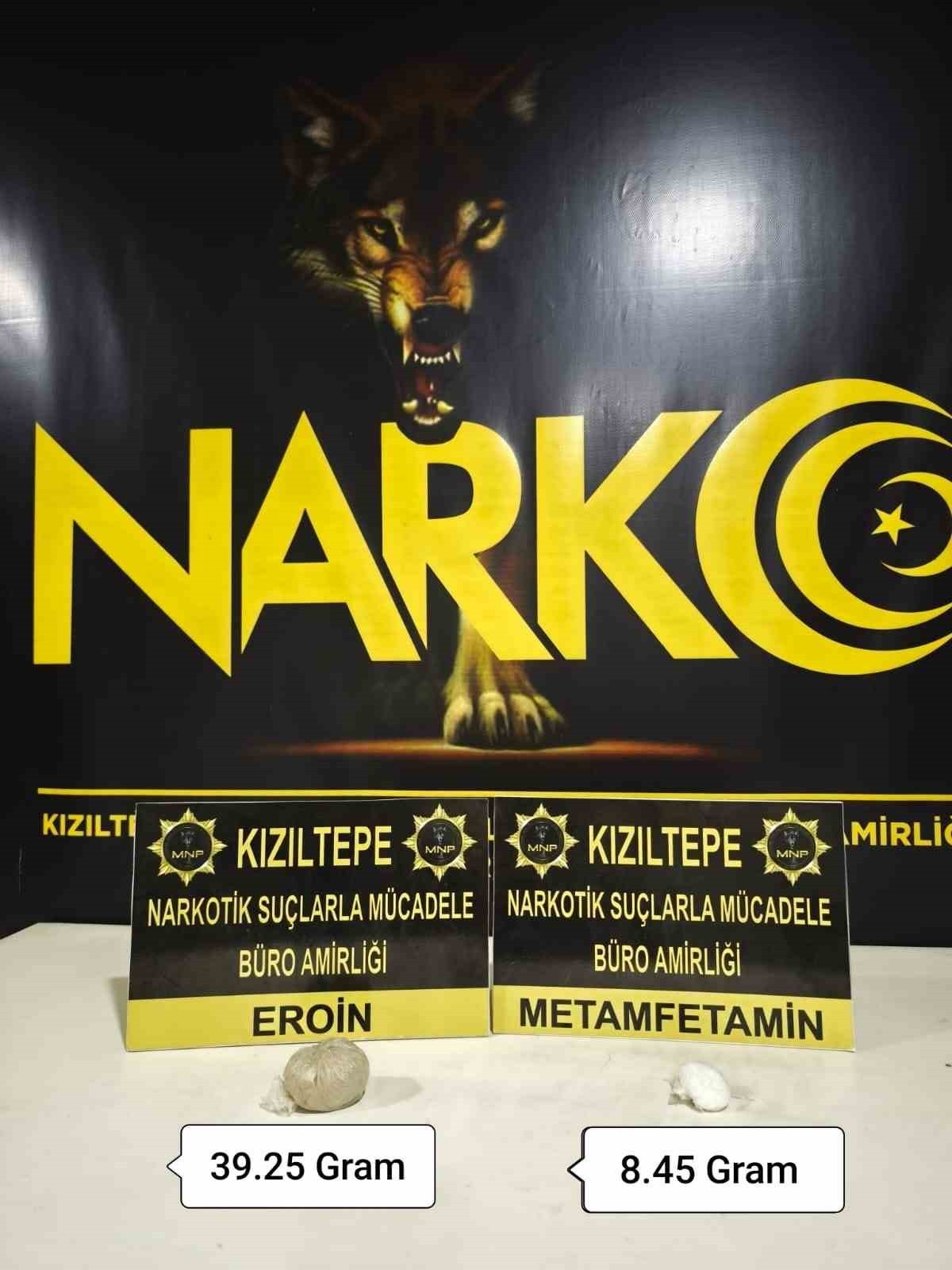 39,25 GRAM EROİN VE 8,45 GRAM METAMFETAMİN ELE GEÇİRİLDİ.