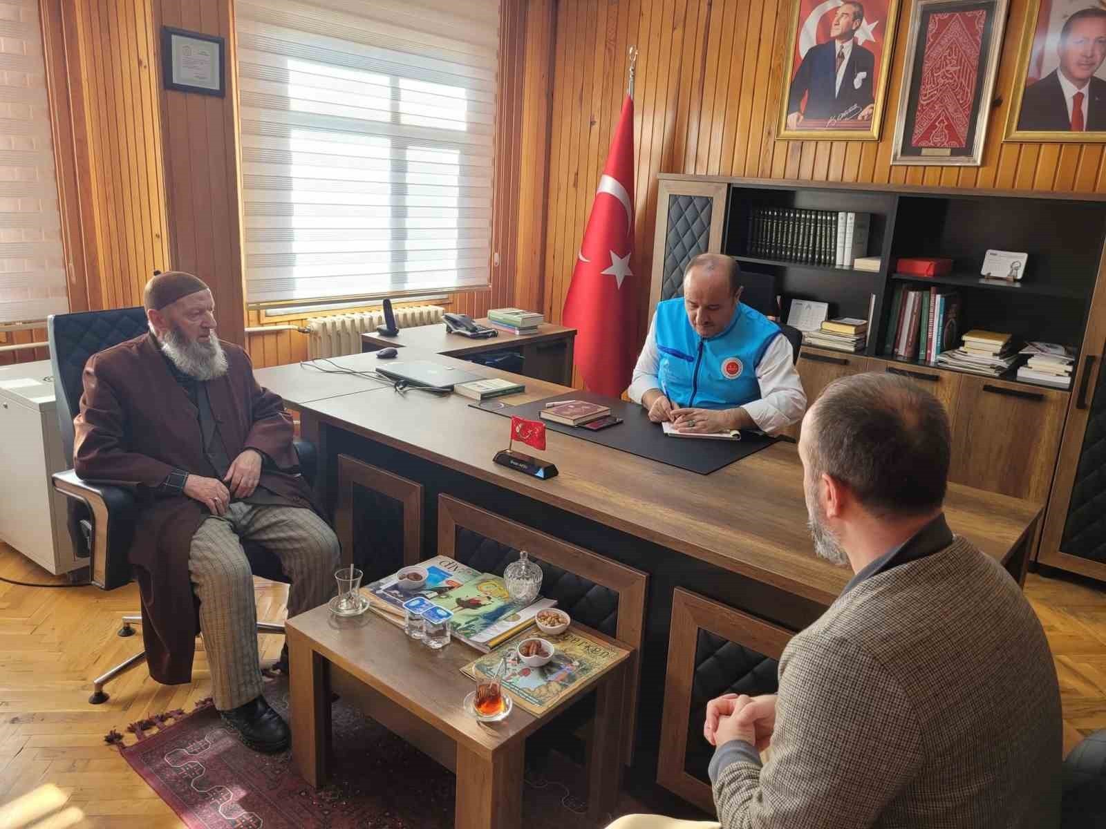 80 YAŞINDAKİ HAYIRSEVERDEN GAZZE İÇİN DESTEK