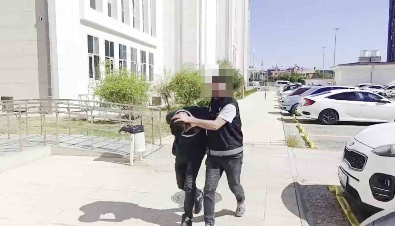 ADANA'DA UYUŞTURUCU MADDE TİCARETİ SUÇUNDAN KESİNLEŞMİŞ HAPİS CEZASI BULUNAN 39 KİŞİ...