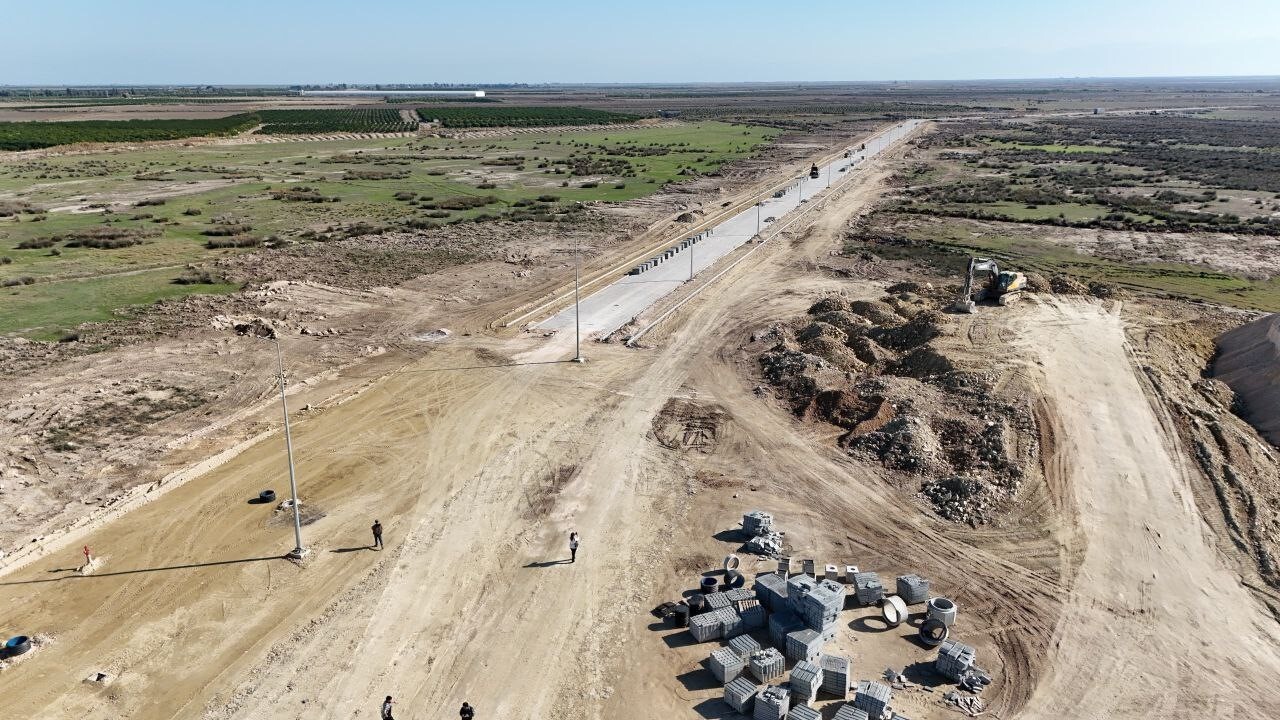 ADANA VALİSİ YAVUZ SELİM KÖŞGER, TÜRKİYE’NİN ATIL ALANLARINDAN BİRİNİN EKONOMİYE KAZANDIRILDIĞINI...