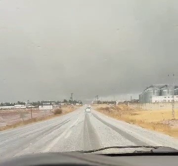 ADIYAMAN’IN KAHTA-SİNCİK YOLU ÜZERİNDE BULUNAN TÜRKİYE PETROLLERİ TESİSLERİ MEVKİİNDE ETKİLİ OLAN...